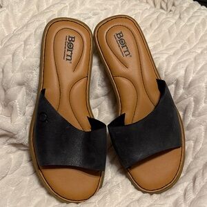 Born Leather Black and Tan Slide Sandals